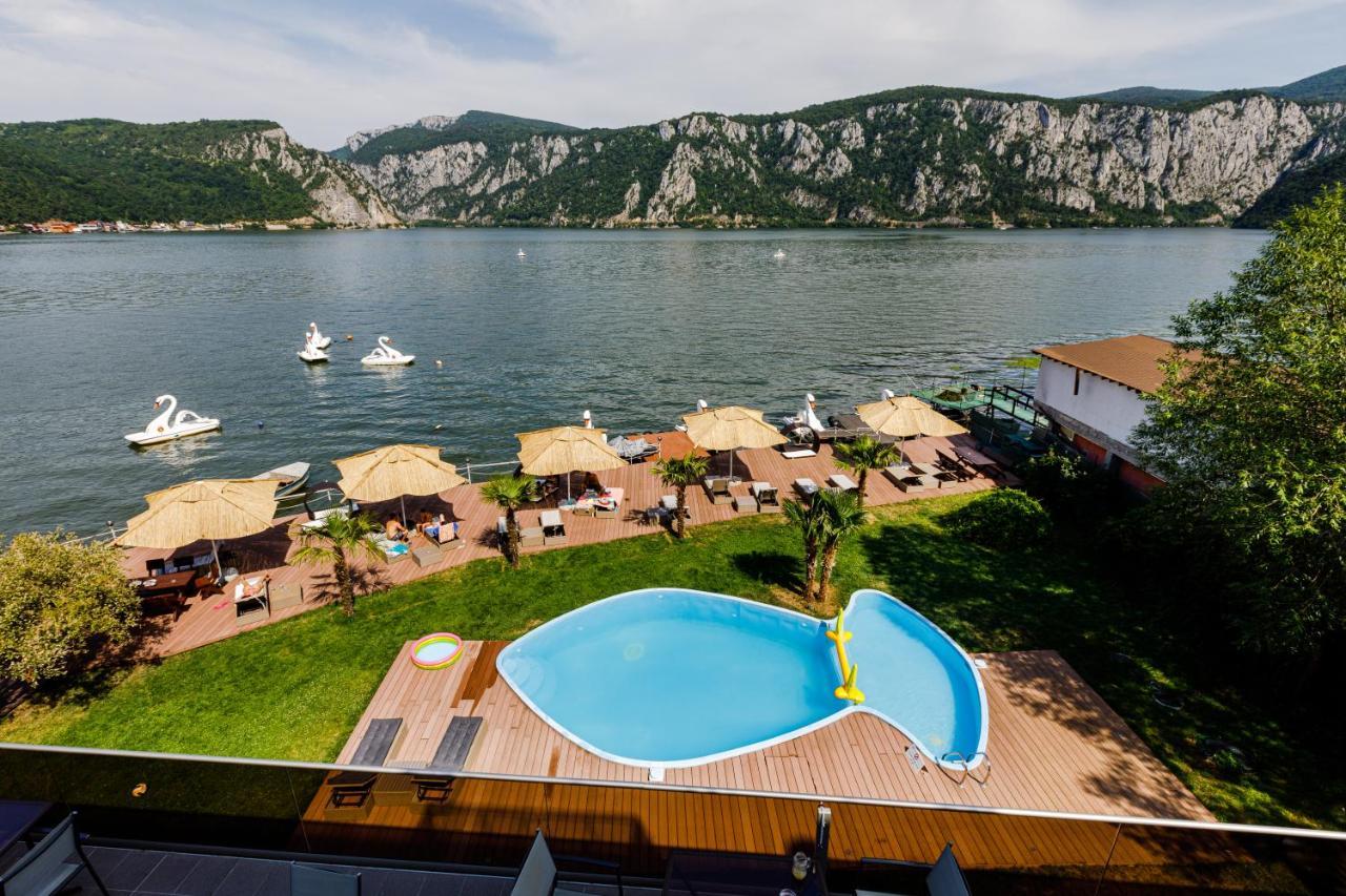 Pensiunea Decebal Resort - Cazanele Dunarii Dubova Exterior photo